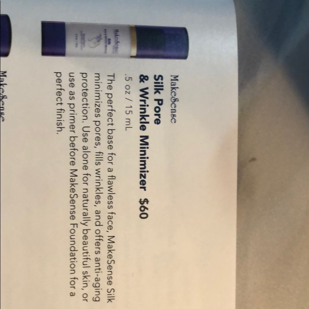 Silk pore and wrinkle minimizer